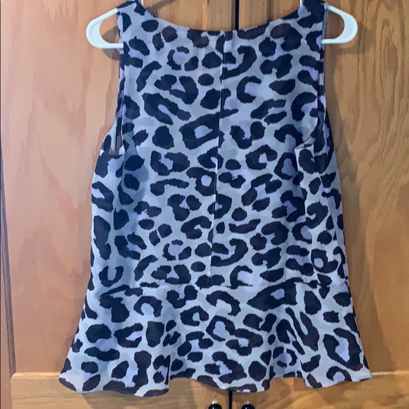 EUC Cabi Feline Blouse - Picture 3 of 4